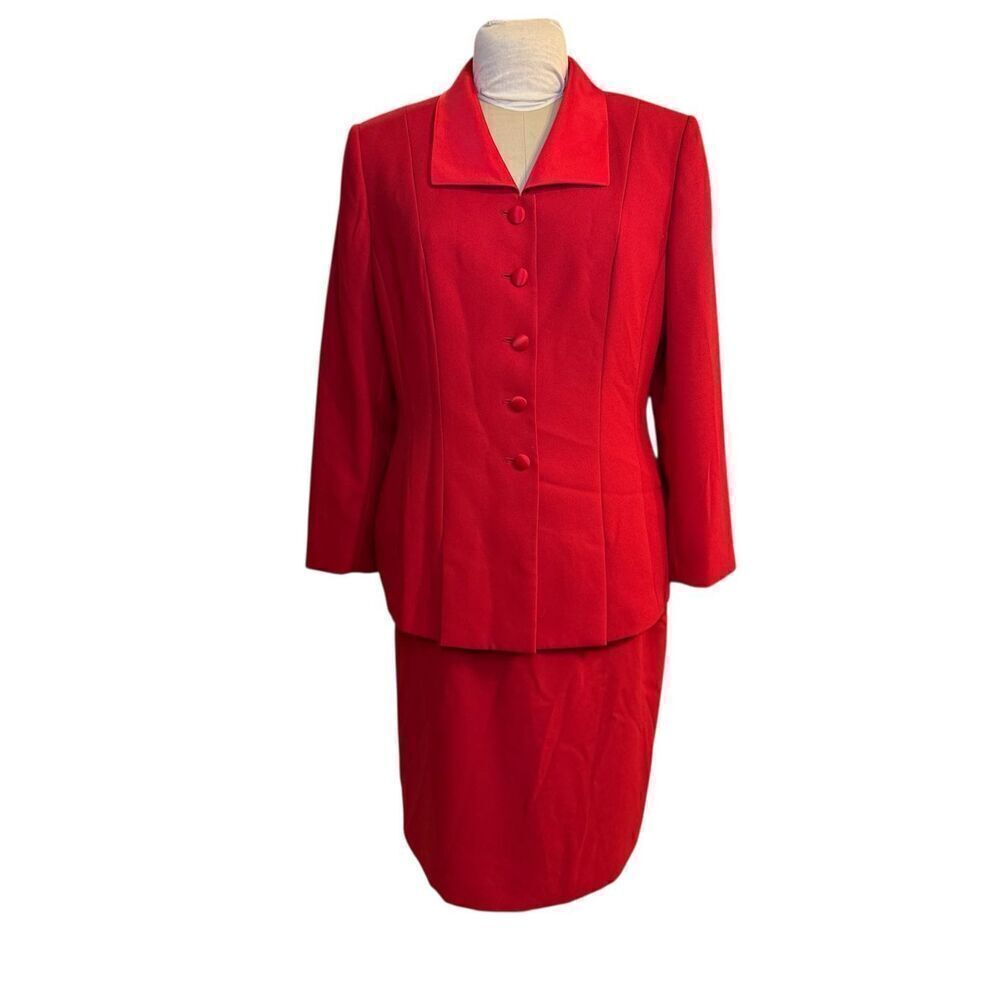 Le Suit Two Piece Business Professional Skirt/Blazer Sz. P14 Satin Collar Red